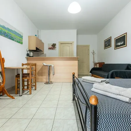 Apartment Cozy 3 *